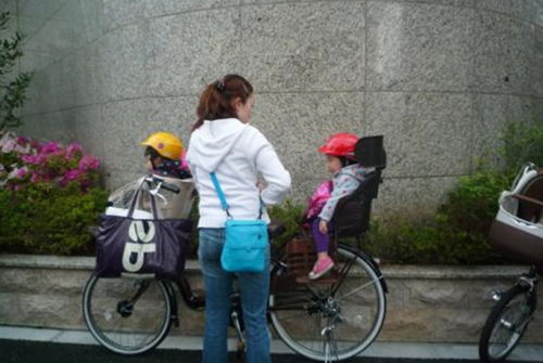 公交團隊接力，助4歲女童安全歸家