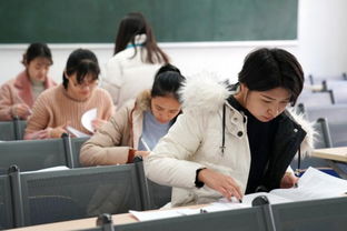 學(xué)生冬季校服內(nèi)扯出薄膜，官方介入調(diào)查事件