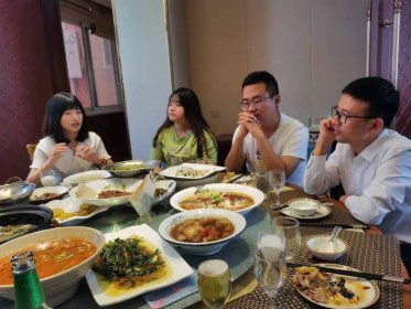 共度暖心年，再寫新故事