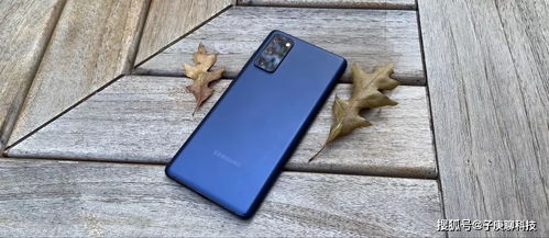  三星Galaxy S20 FE評(píng)測(cè)，中端市場(chǎng)的新寵 三星手機(jī)s20fe評(píng)測(cè)
