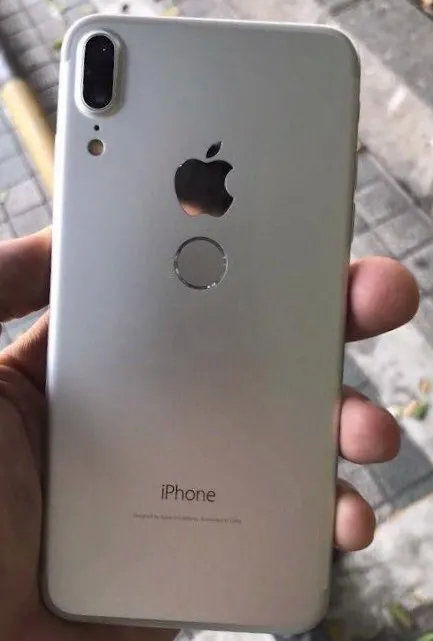 蘋(píng)果 iPhone 3，科技與生活的完美結(jié)合，蘋(píng)果 iPhone 引領(lǐng)科技與生活完美融合