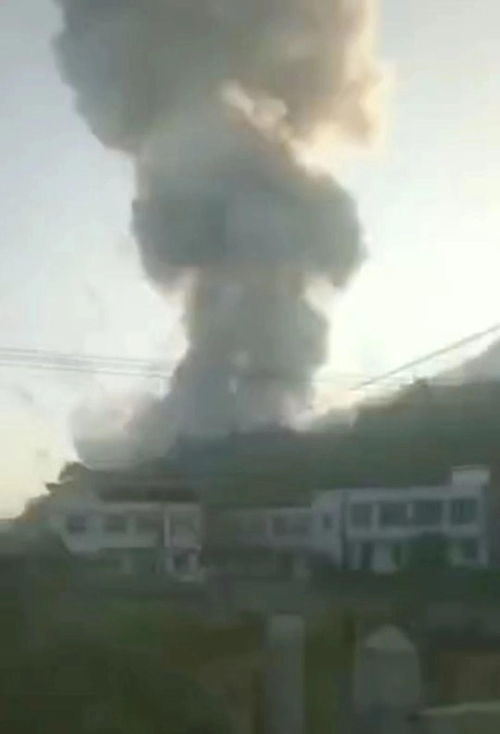 國務(wù)院對湖南煙花廠爆炸事故掛牌督辦(湖南煙花爆炸 28人死亡)