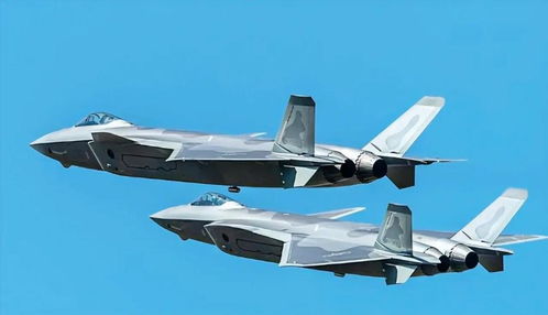 殲20緊急升空逼退外軍戰(zhàn)機(殲20起降)