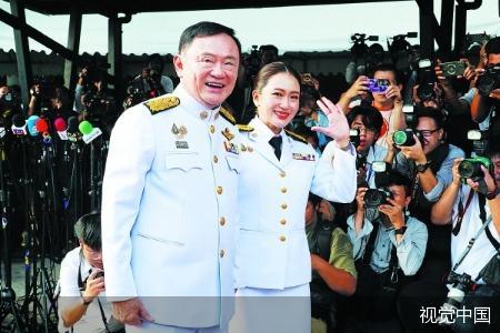 泰國(guó)女總理佩通坦被停職(泰國(guó)佩布里)