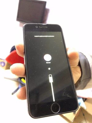 iphone4s怎么開機(jī),iphone4s怎么開機(jī)充電