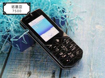 諾基亞音樂手機(jī)5230,諾基亞音樂手機(jī)